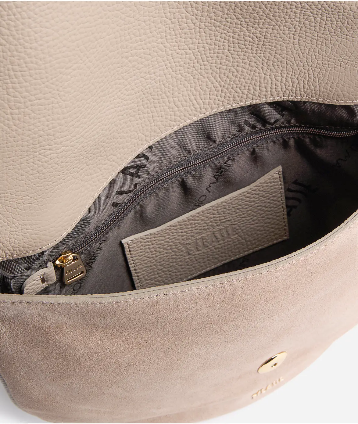 Wild Leather sottospalla con patta Greige-Alviero Martini 1C