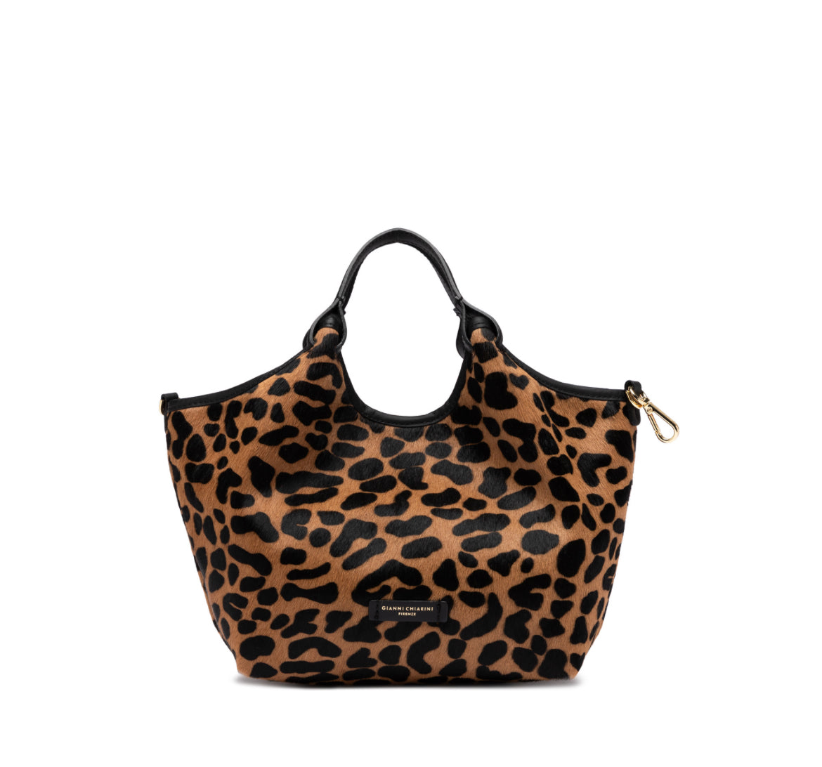 Dua media Leo e nero -Gianni Chiarini