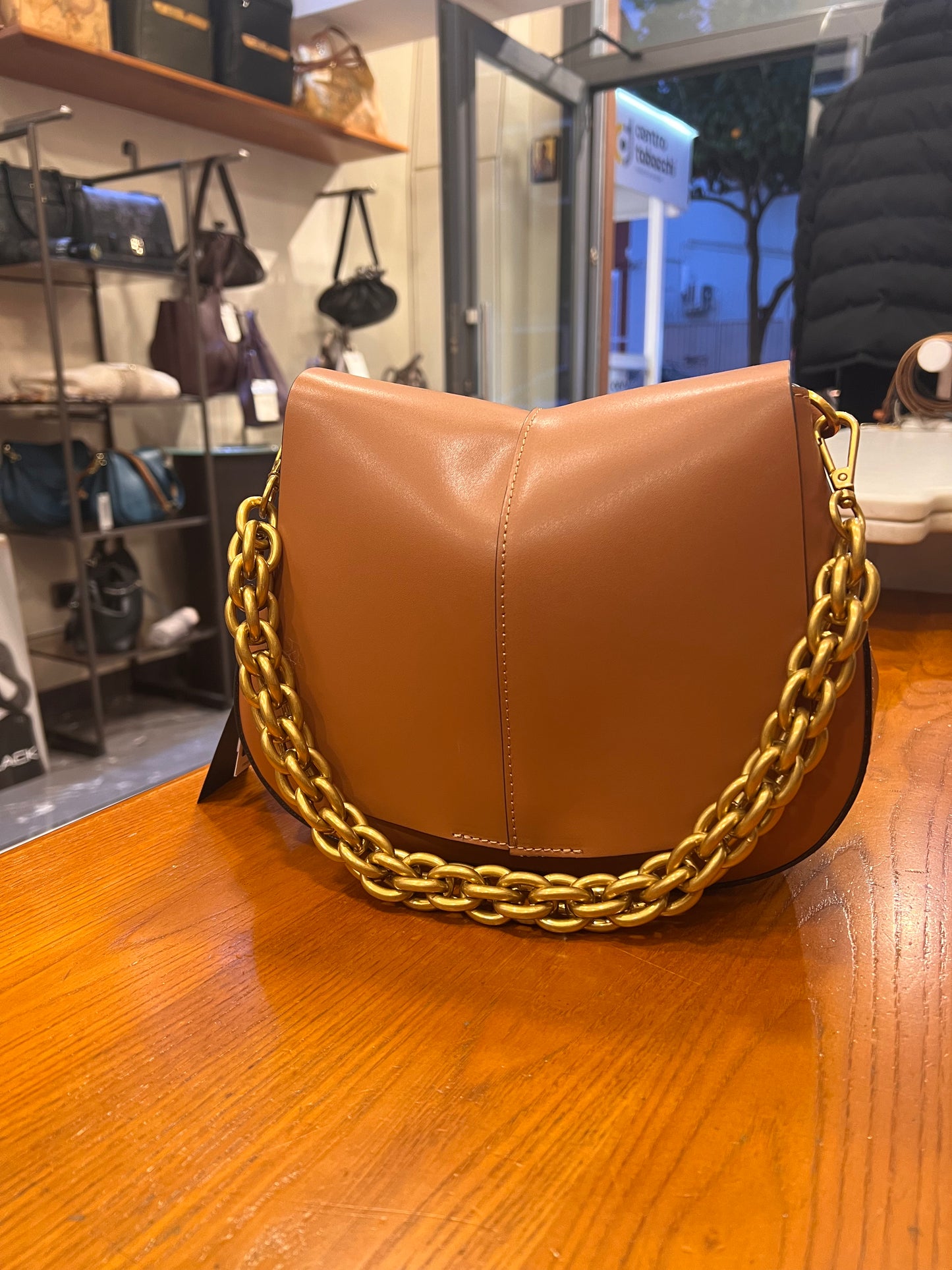 Helena Round BS 6766 PRCK Gianni Chiarini